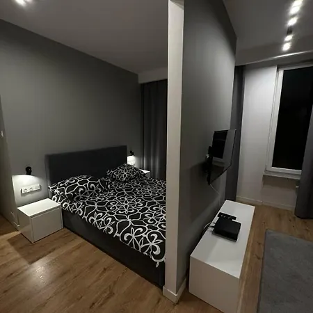 Ferienwohnung Lubmarex1 Slawinska 508 Warschau Exterior foto