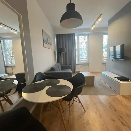 Ferienwohnung Lubmarex1 Slawinska 508 Warschau Exterior foto