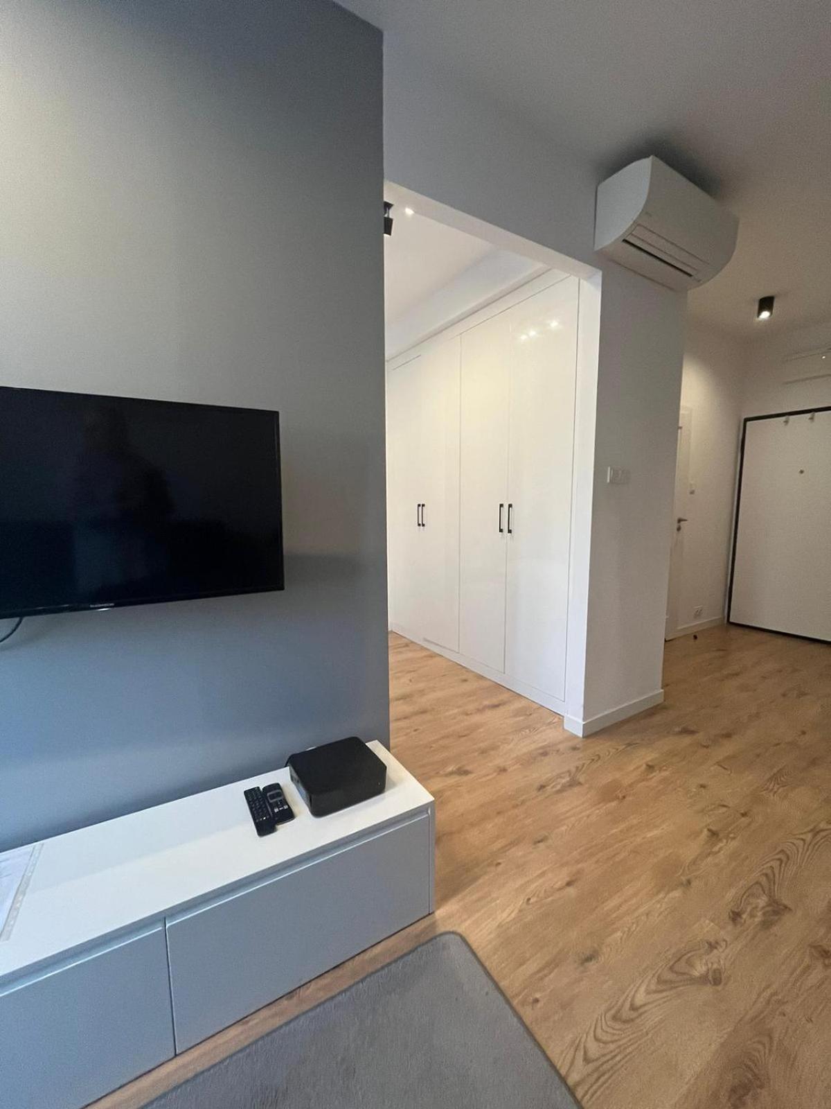 Apartament Lubmarex1 Slawinska 508 Warszawa